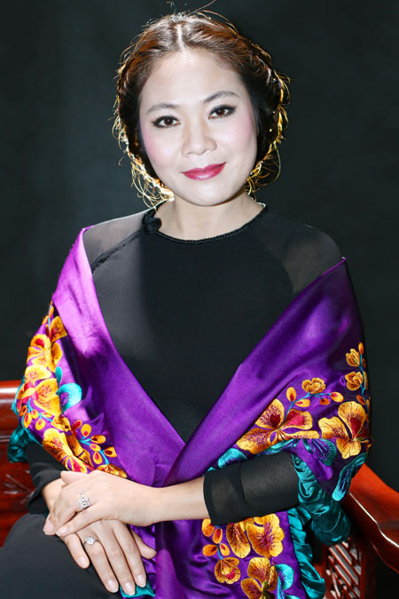 NTK áo dài Lan Hương.